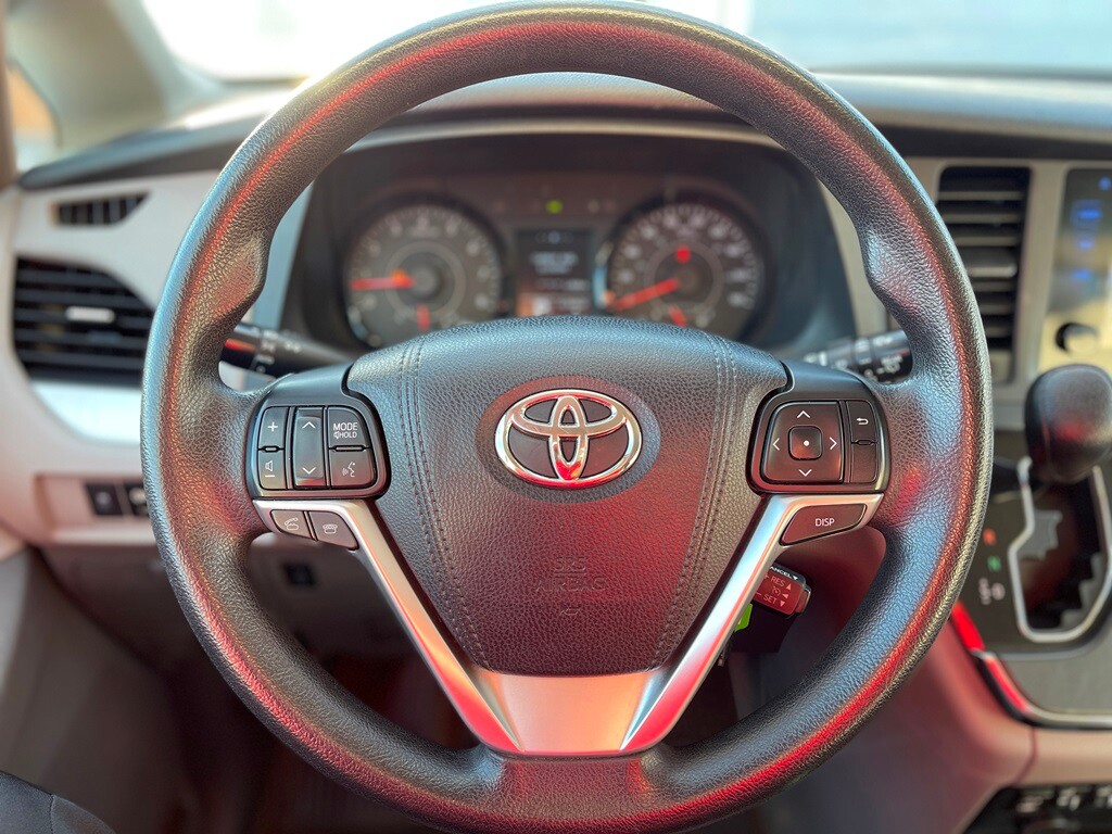 Toyota Sienna