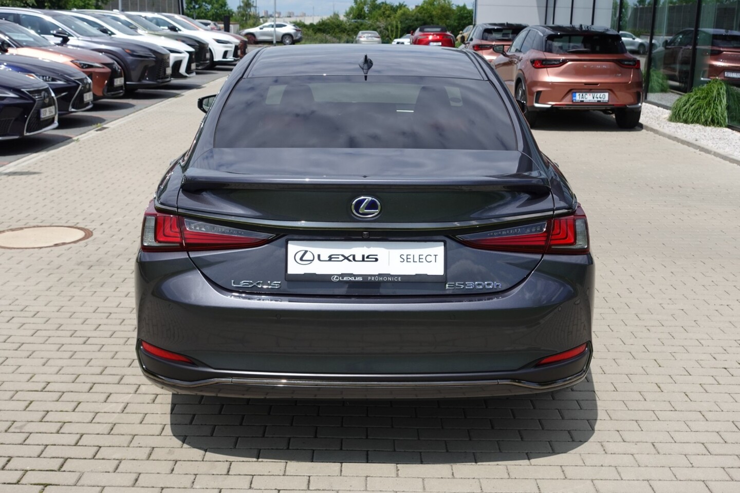 Lexus ES