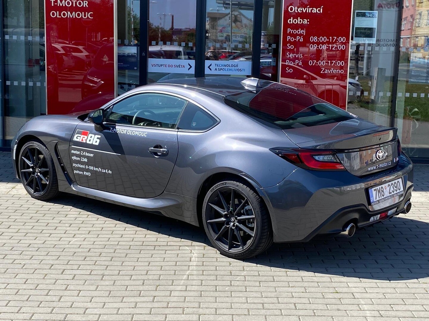 Toyota GR86