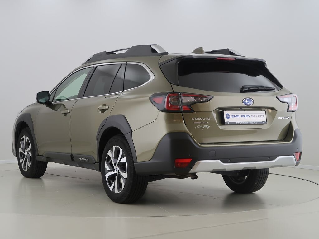 Subaru OUTBACK