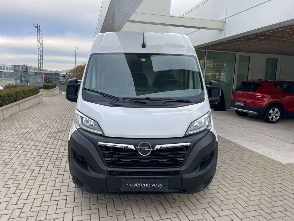 Opel Movano