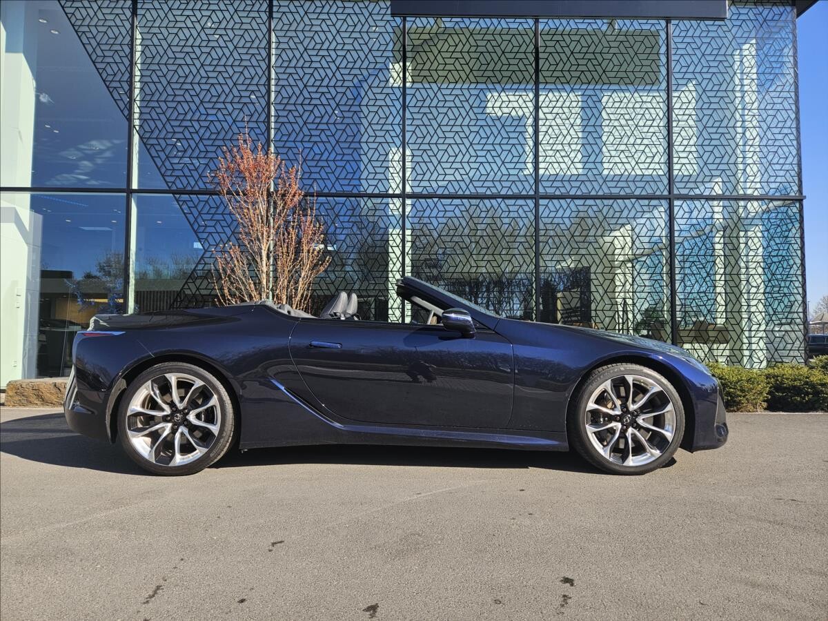 Lexus LC