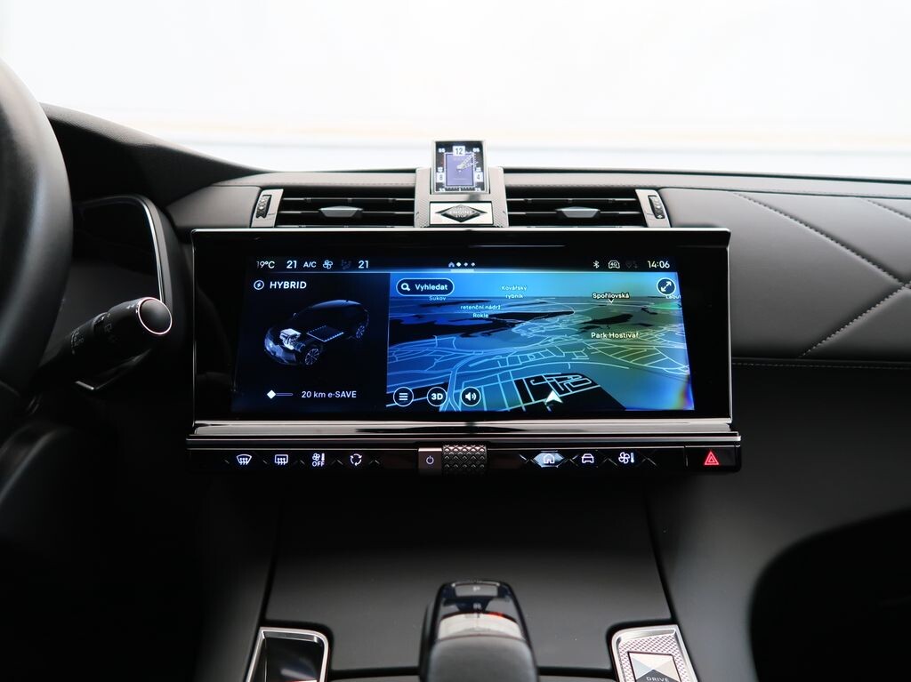 DS Automobiles DS 7 Crossback