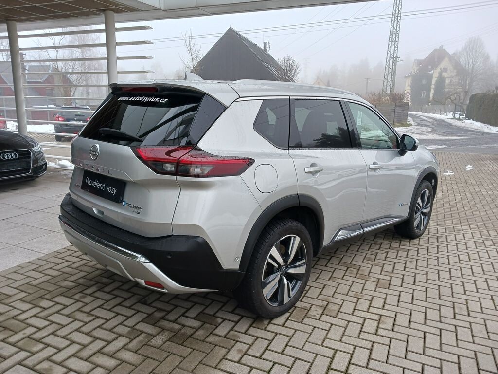 Nissan Další