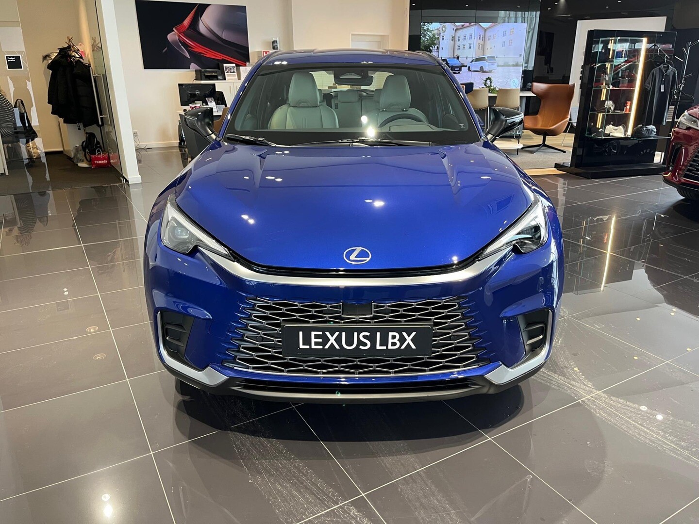 Lexus LBX
