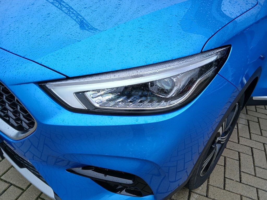 MG ZS