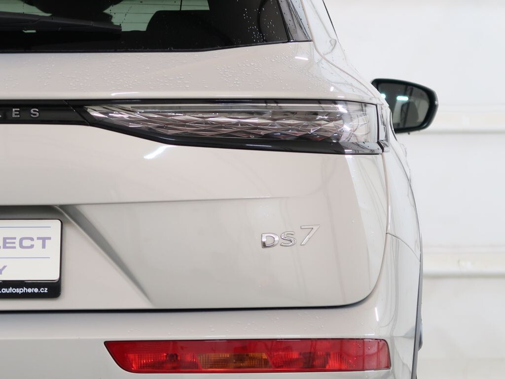 DS Automobiles DS 7 Crossback