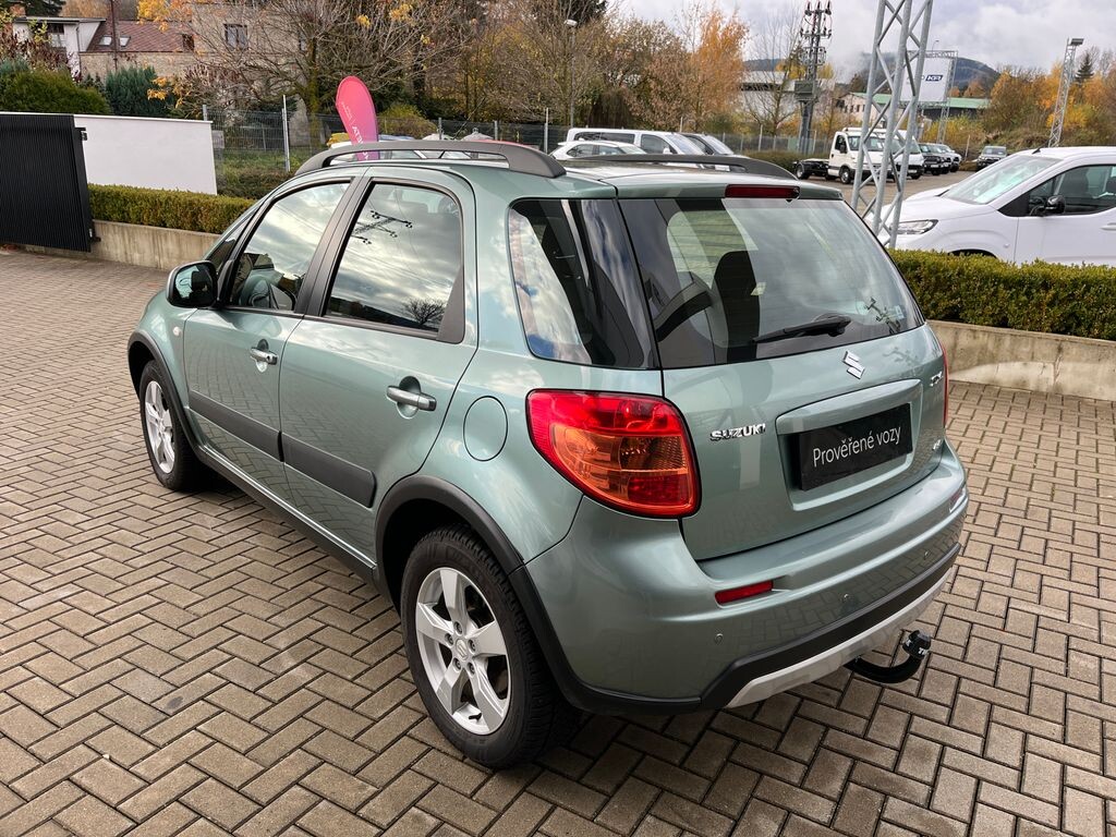Suzuki SX4