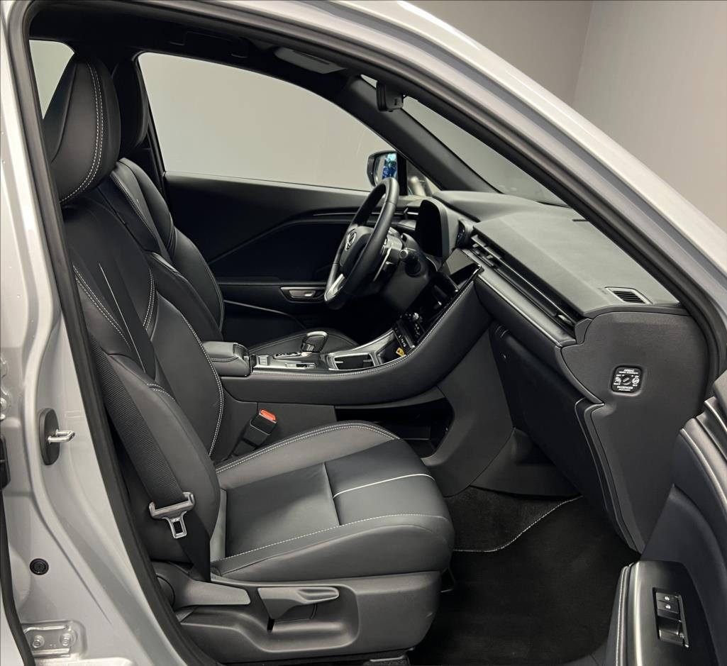 Lexus LBX