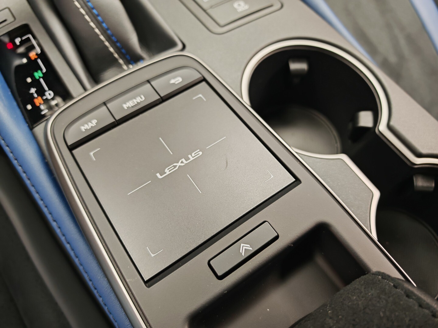 Lexus RC