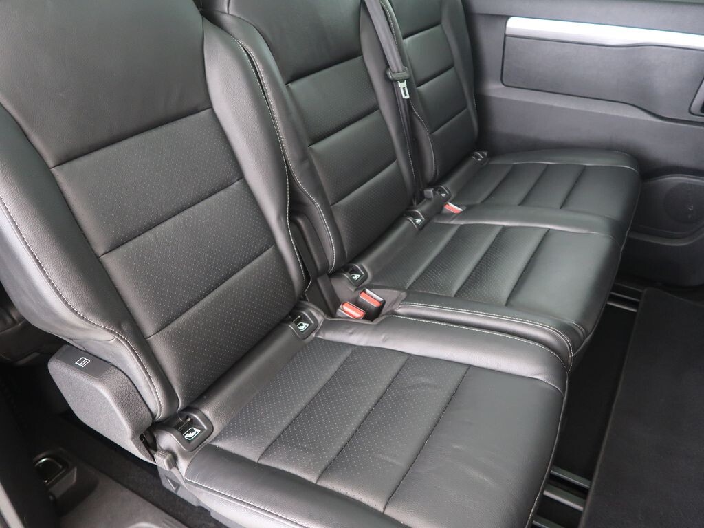 Peugeot Traveller
