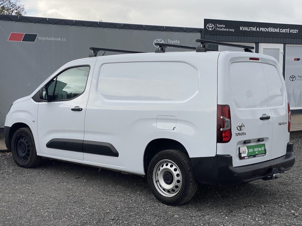 Toyota PROACE