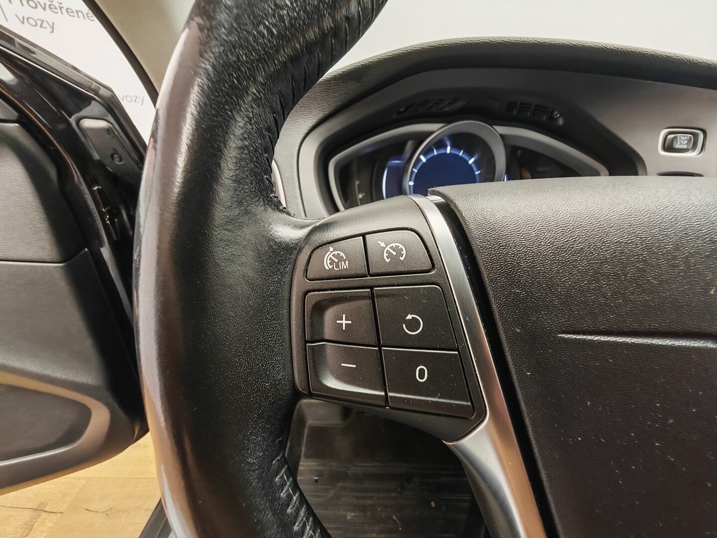 Volvo V40 Cross Country