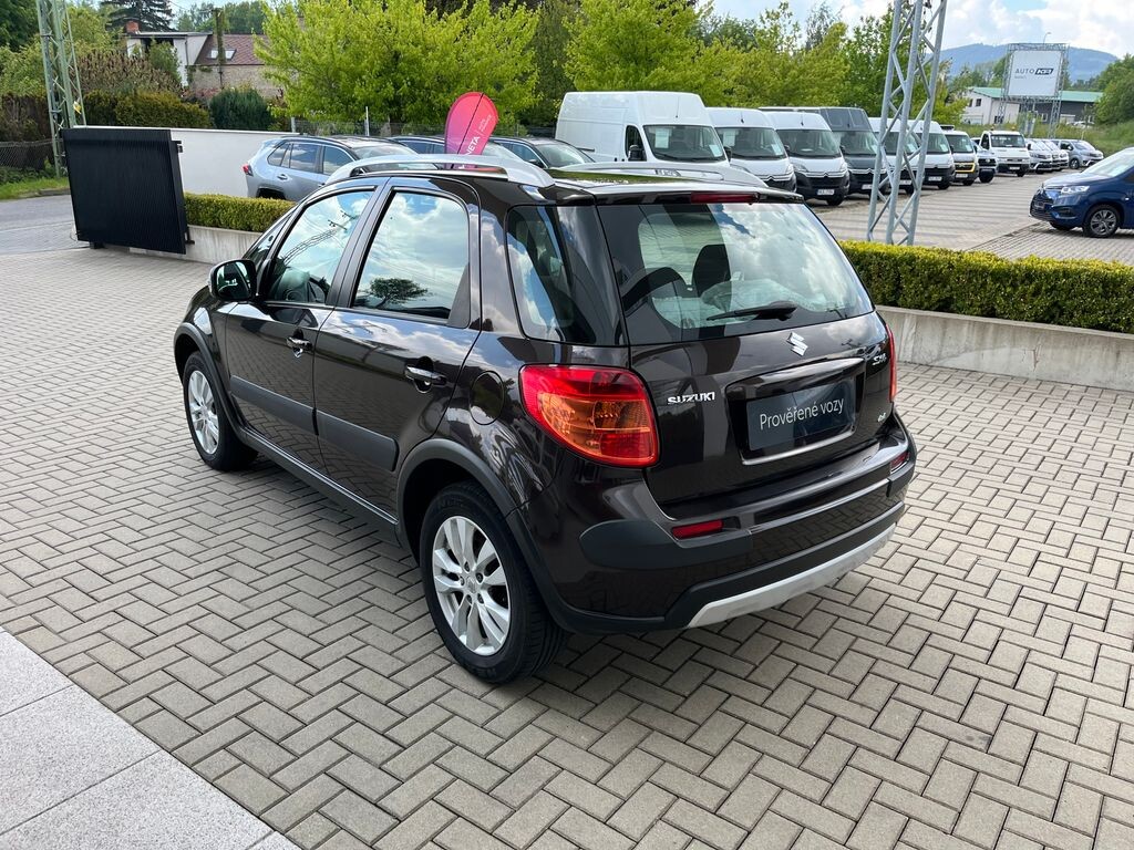 Suzuki SX4