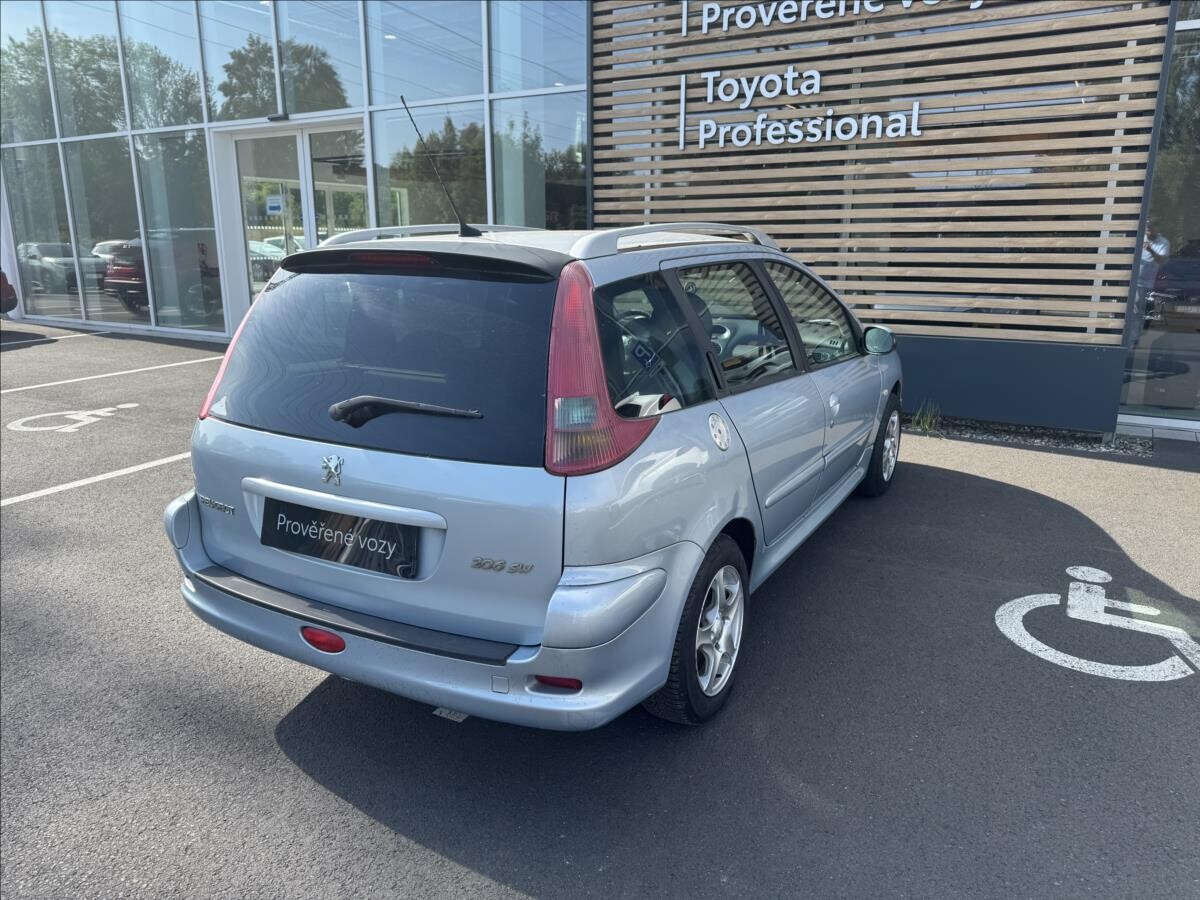 Peugeot 206
