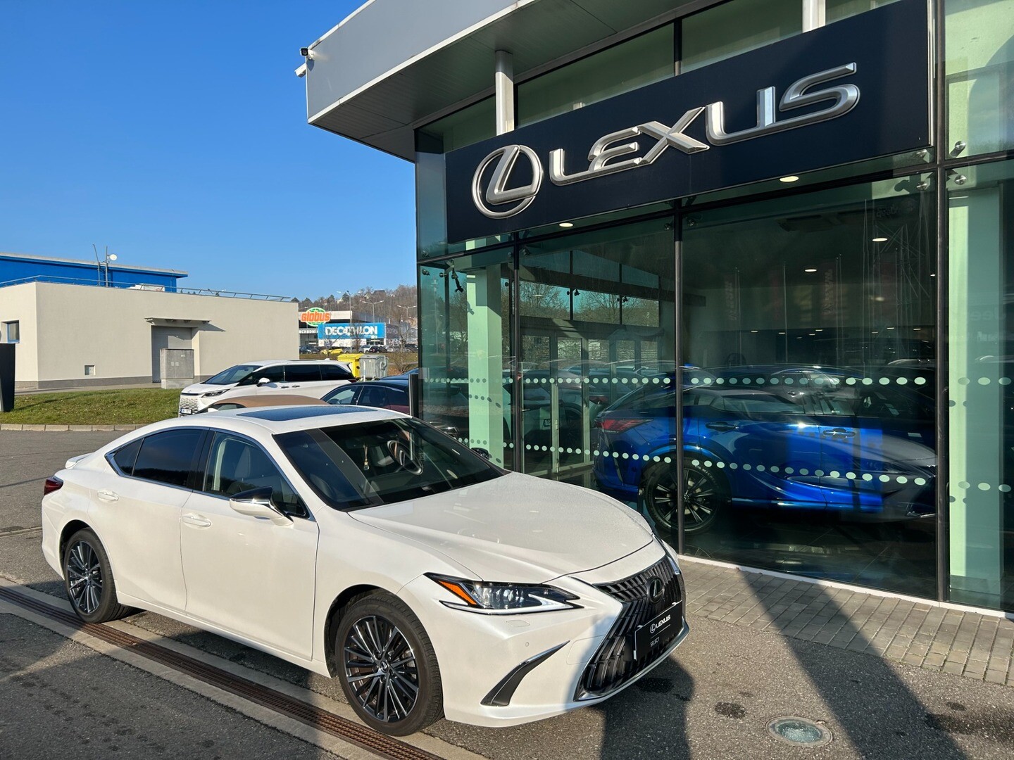 Lexus ES