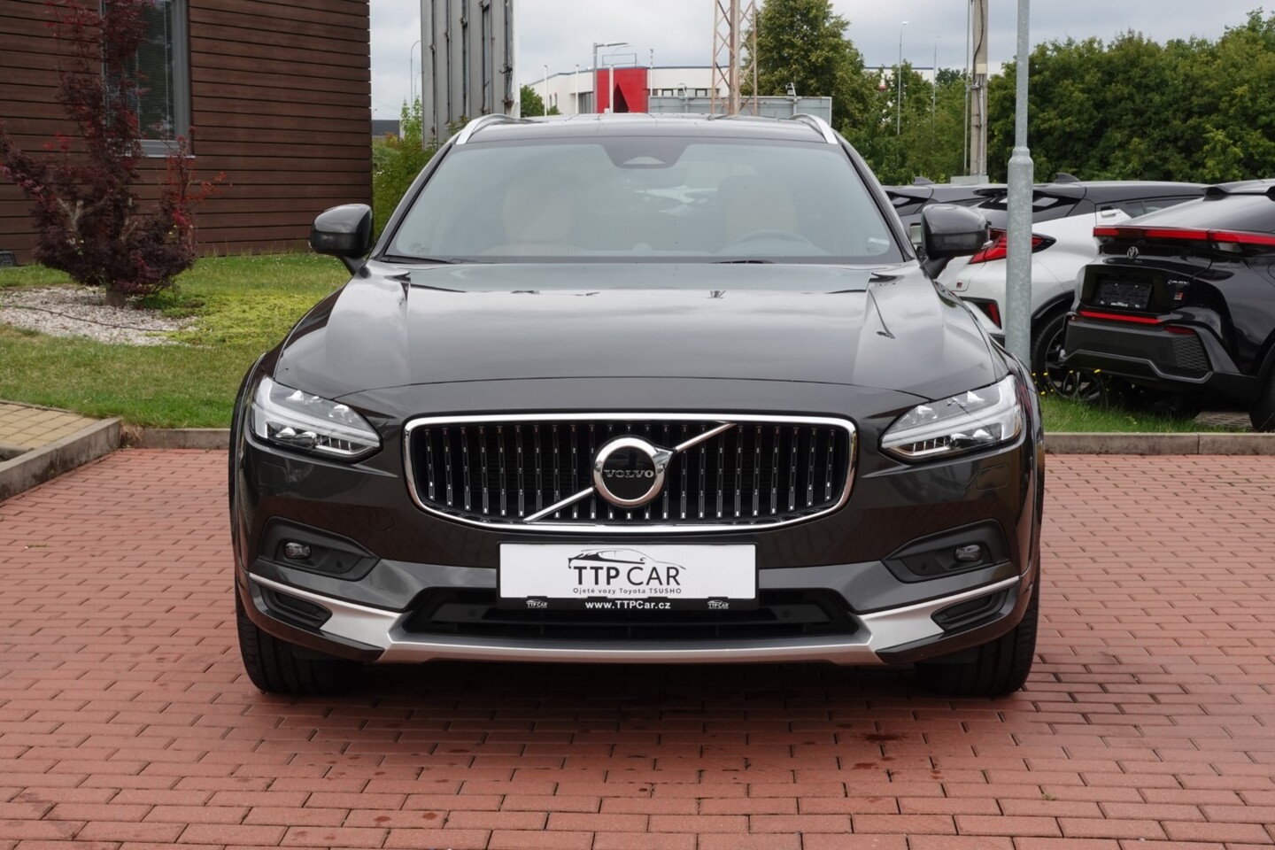 Volvo V90 Cross Country