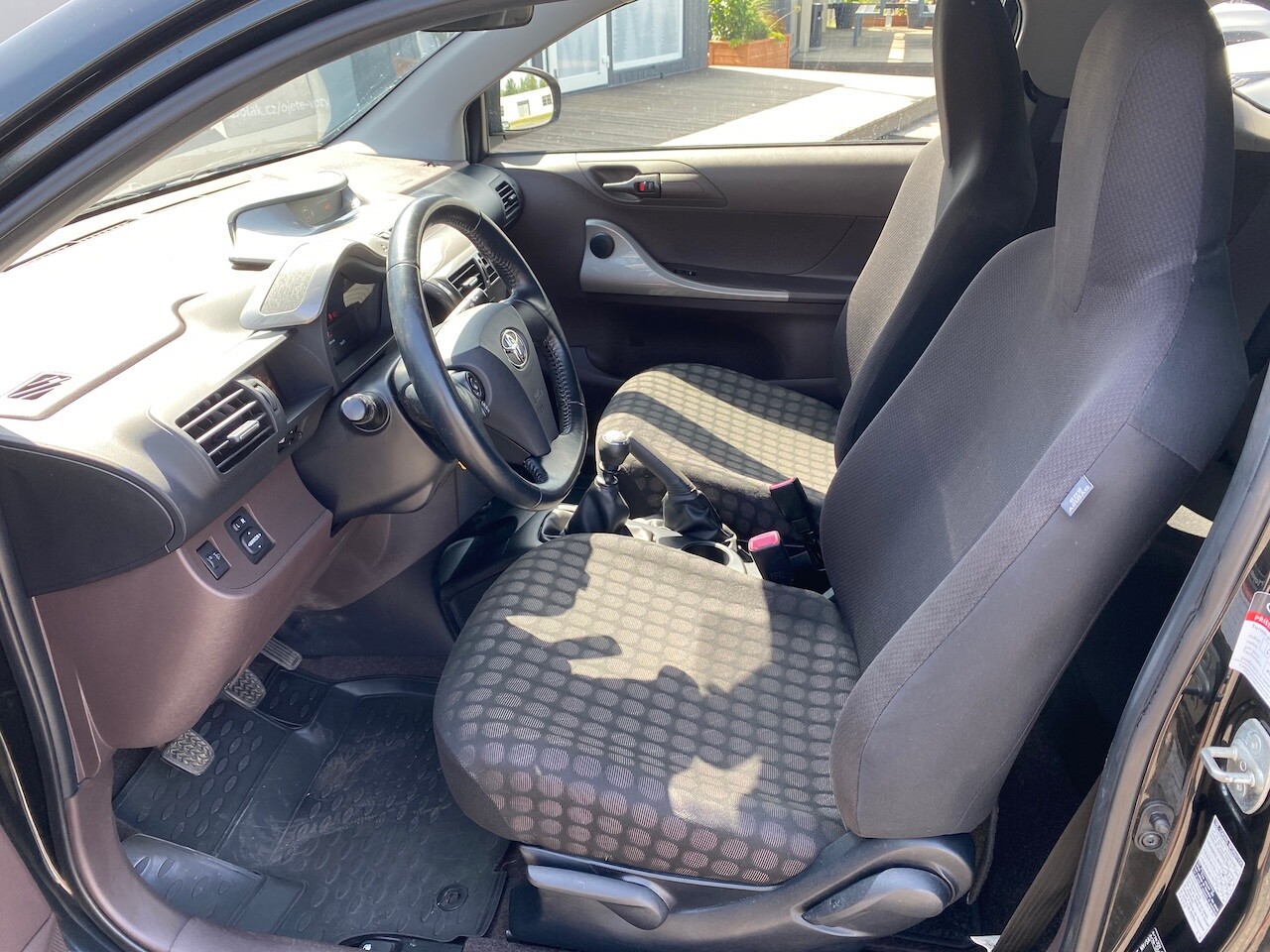 Toyota iQ