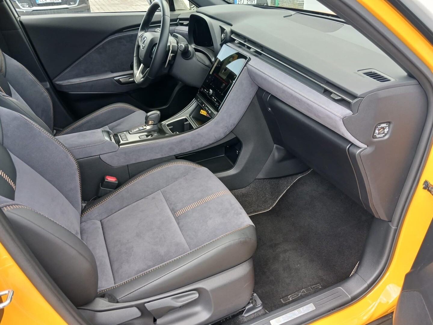 Lexus LBX