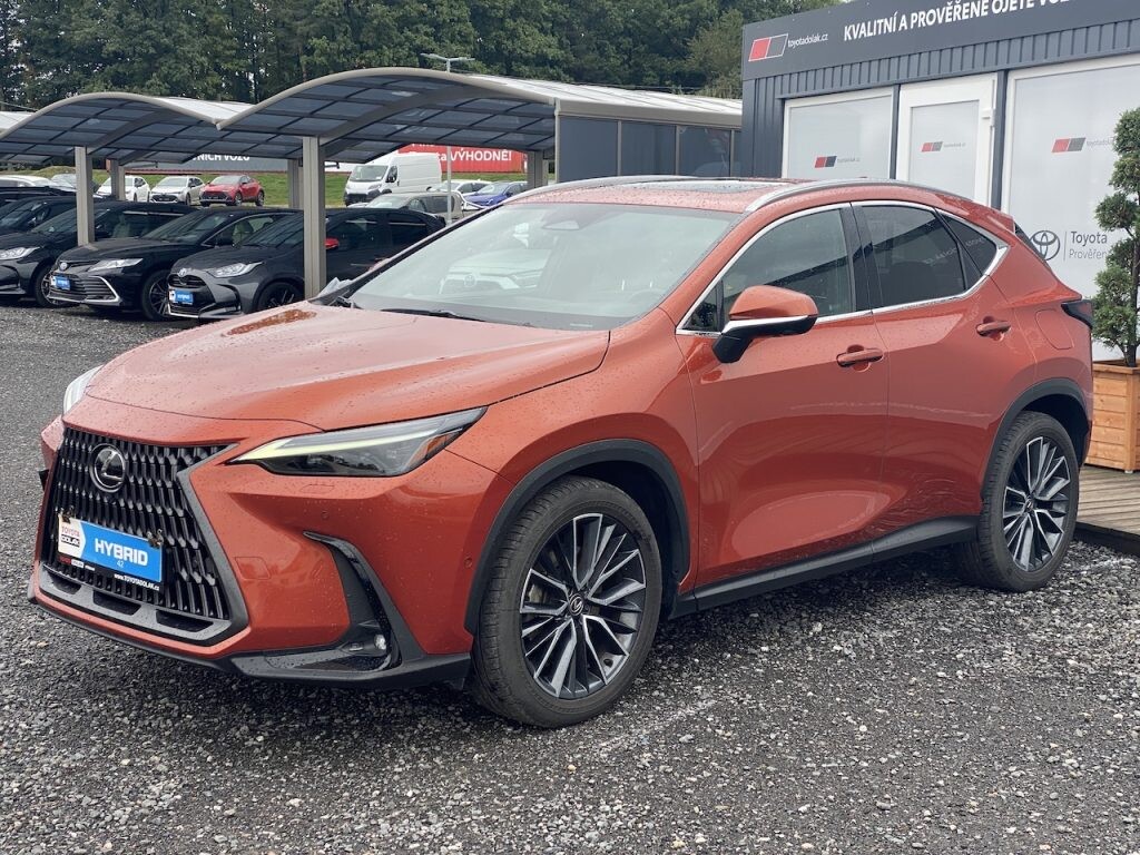 Lexus NX