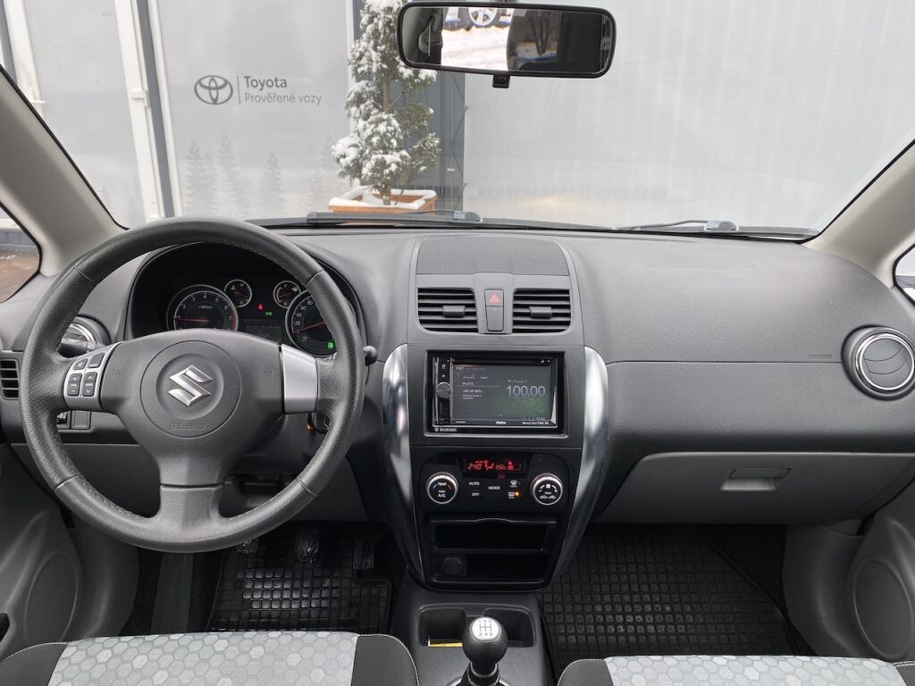 Suzuki SX4