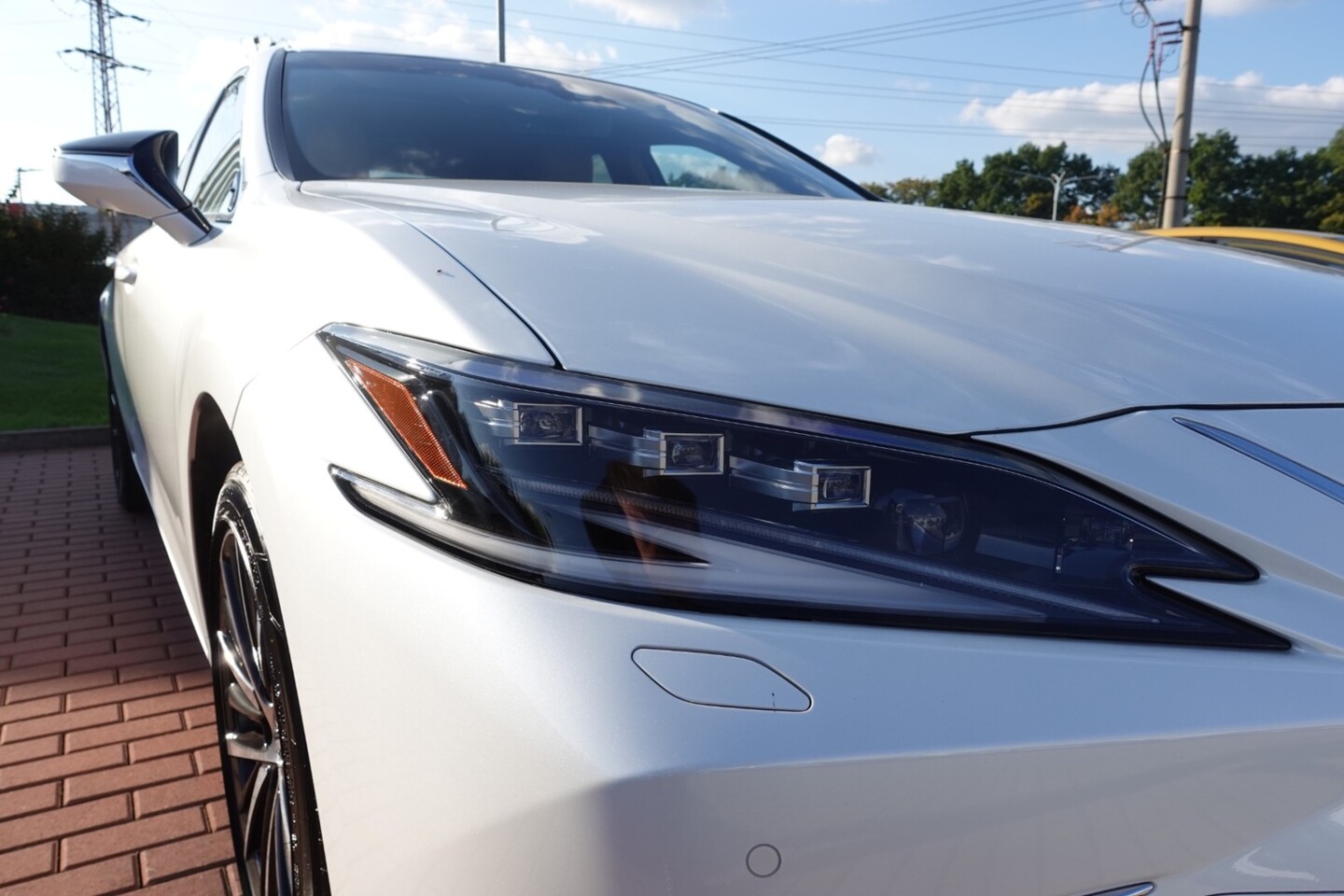 Lexus ES