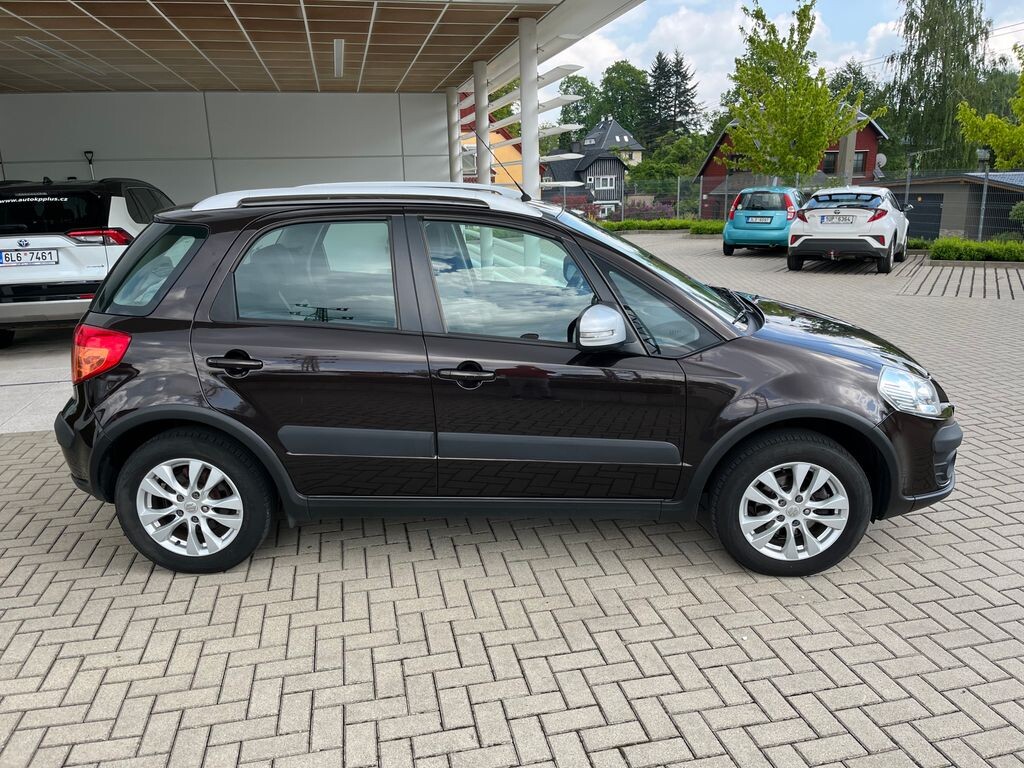 Suzuki SX4