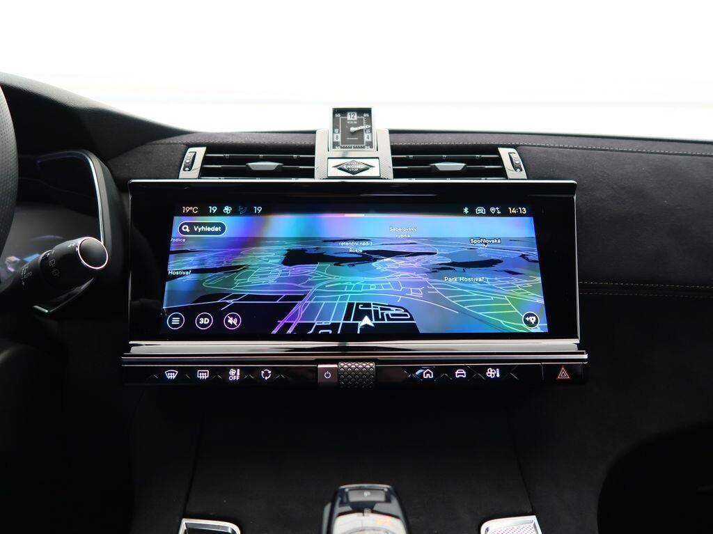 DS Automobiles DS 7 Crossback
