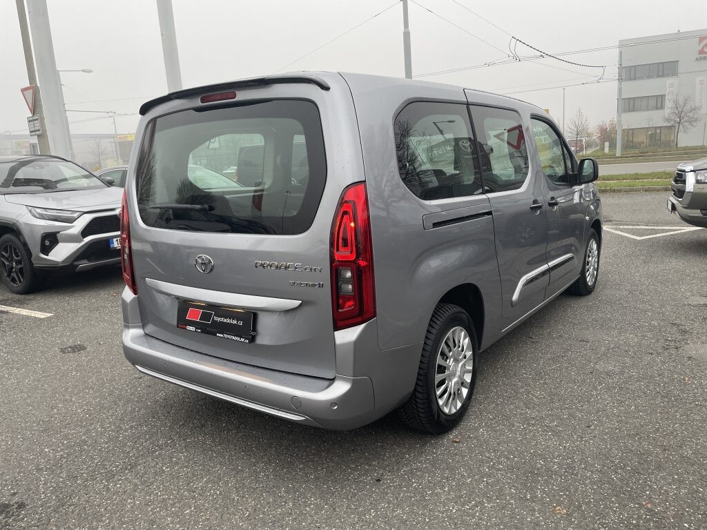 Toyota PROACE CITY VERSO