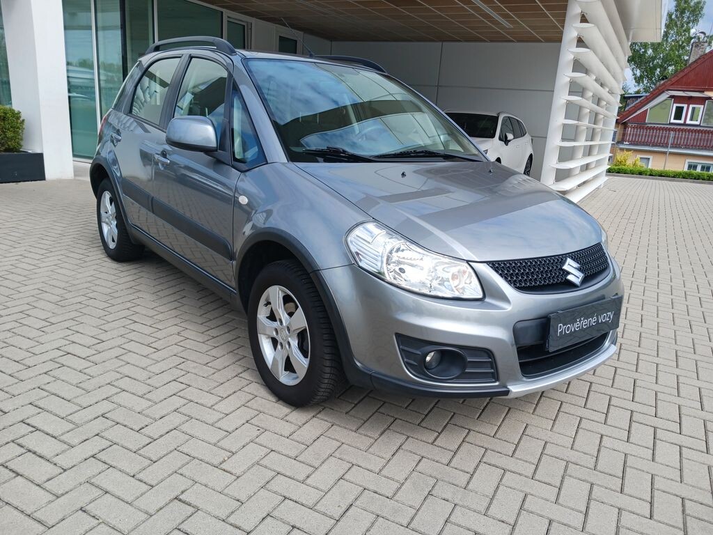 Suzuki SX4