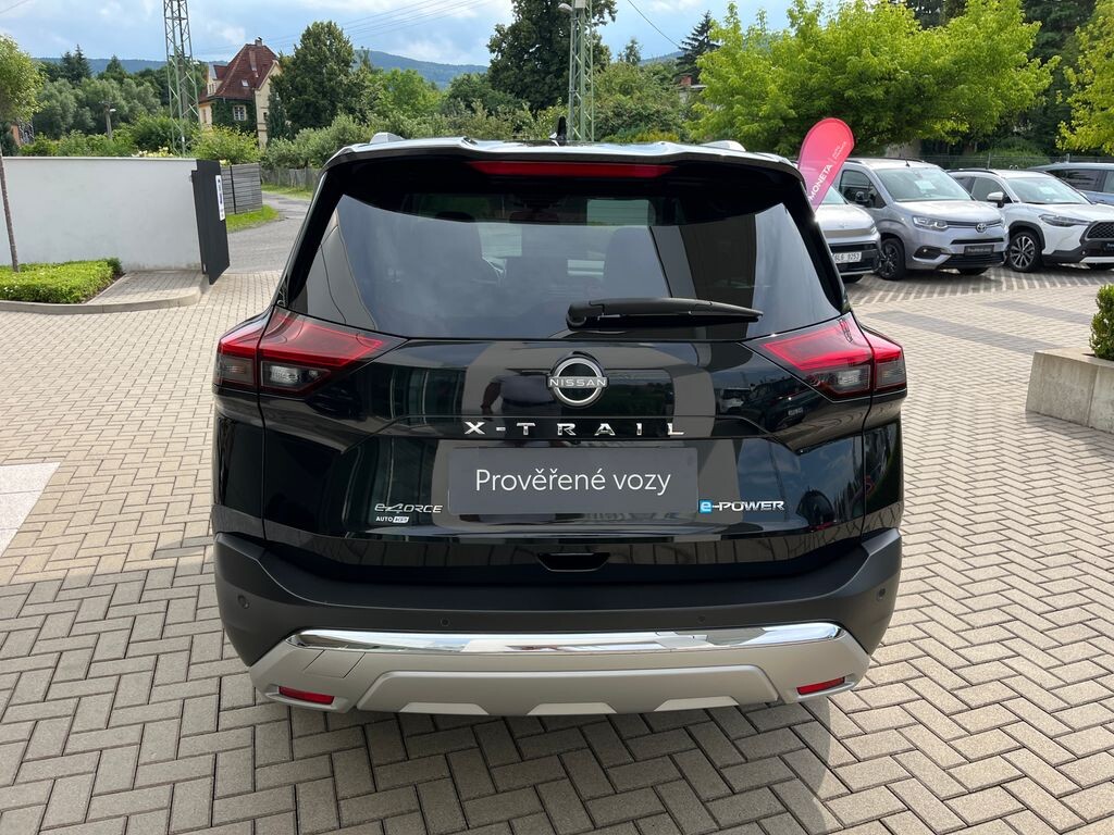 Nissan Další