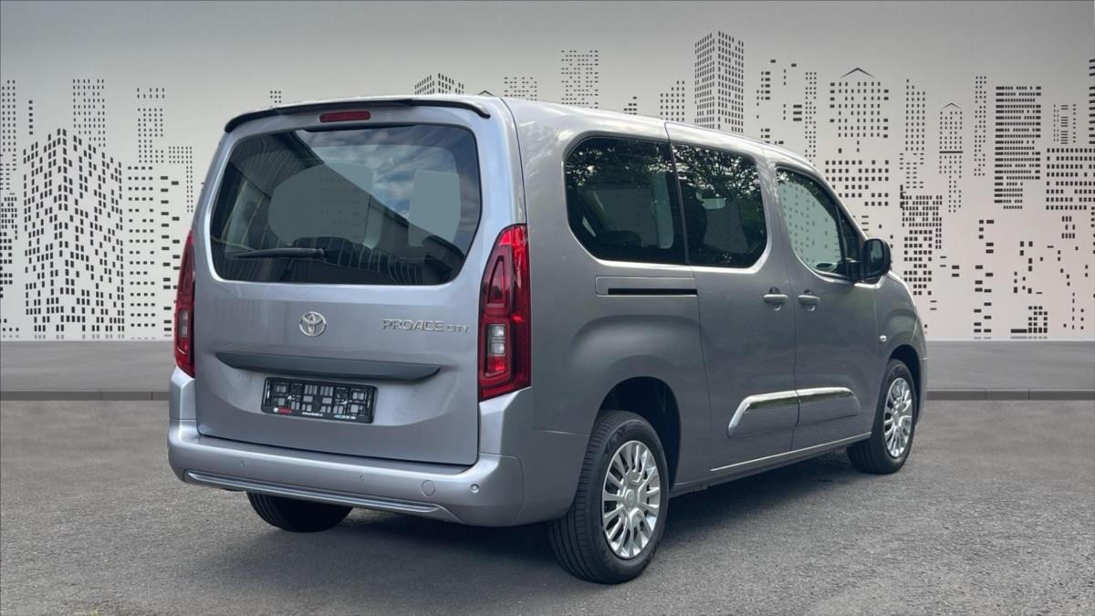 Toyota PROACE