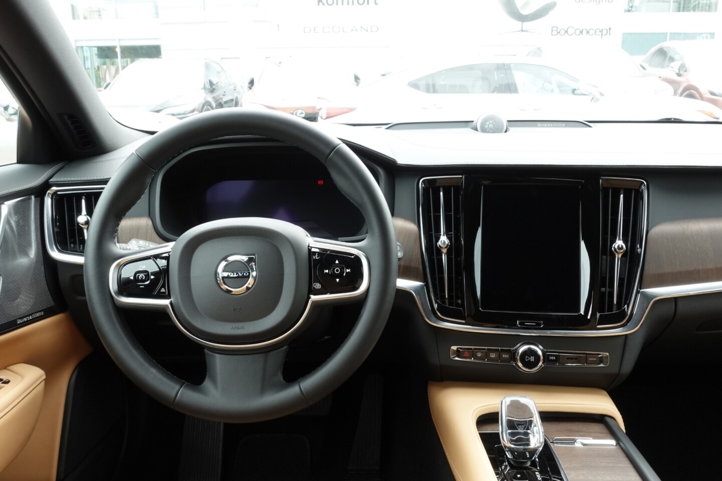Volvo V90 Cross Country