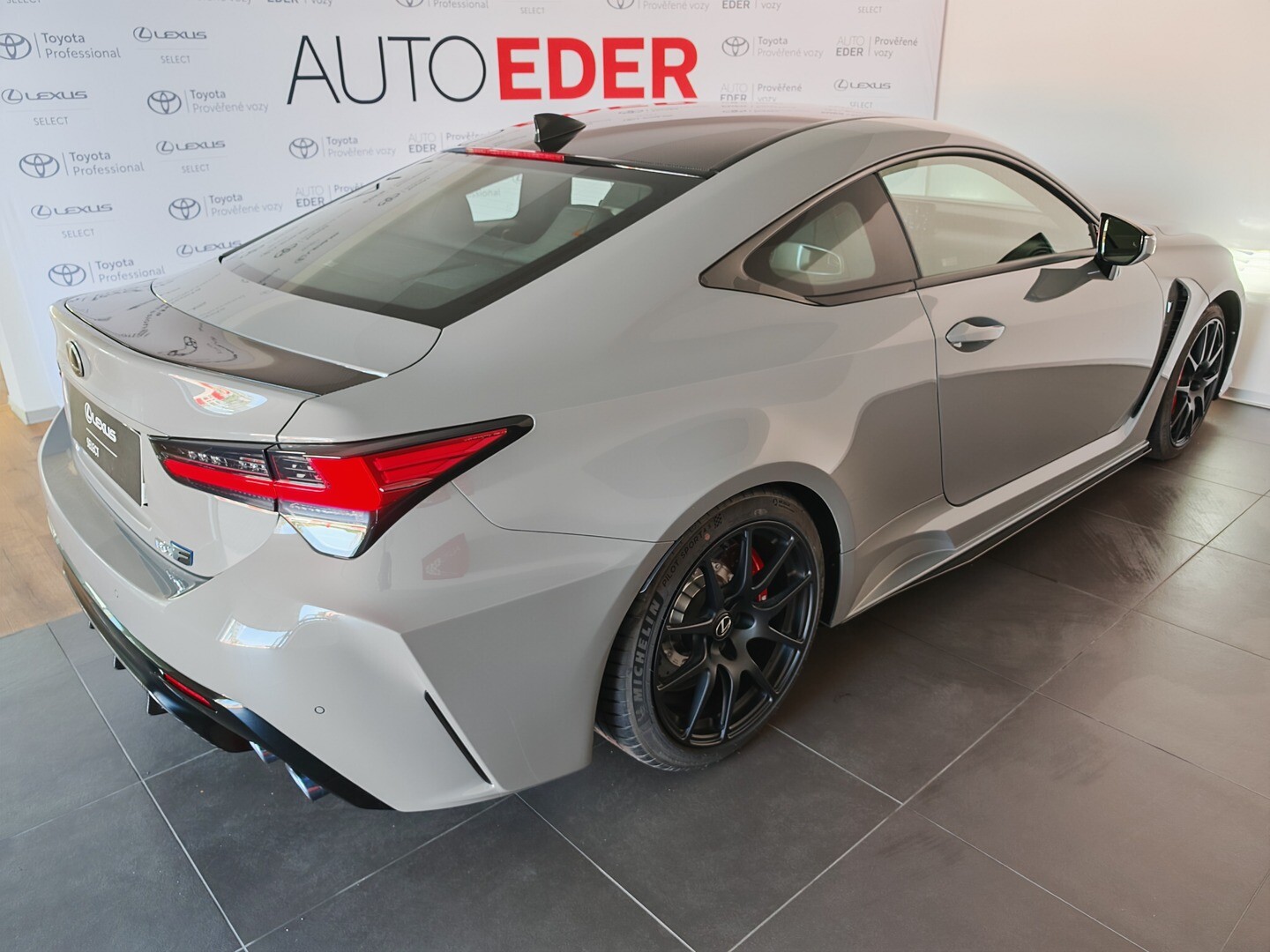 Lexus RC