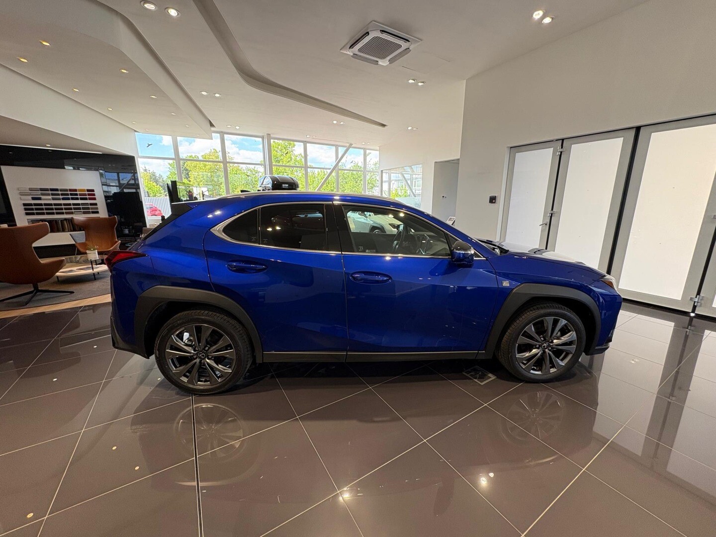 Lexus UX