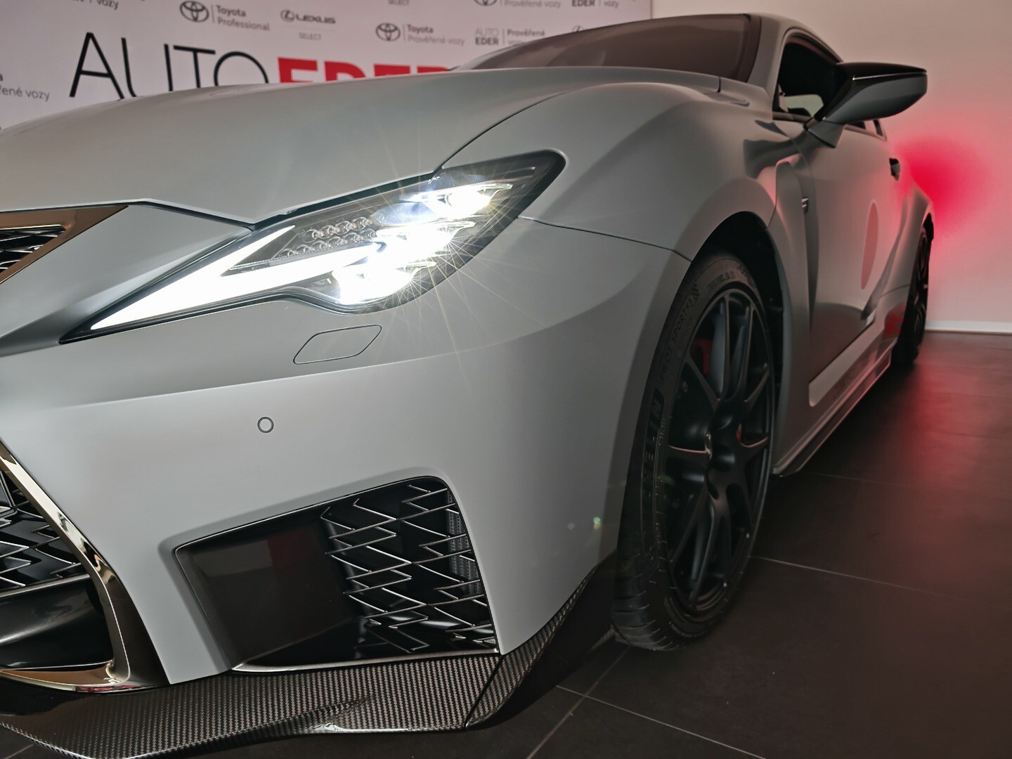 Lexus RC