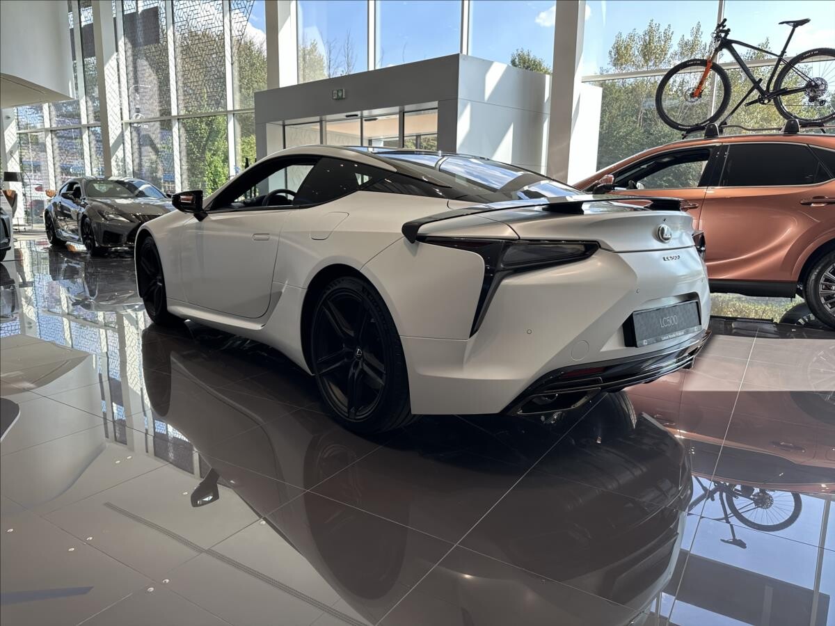 Lexus LC