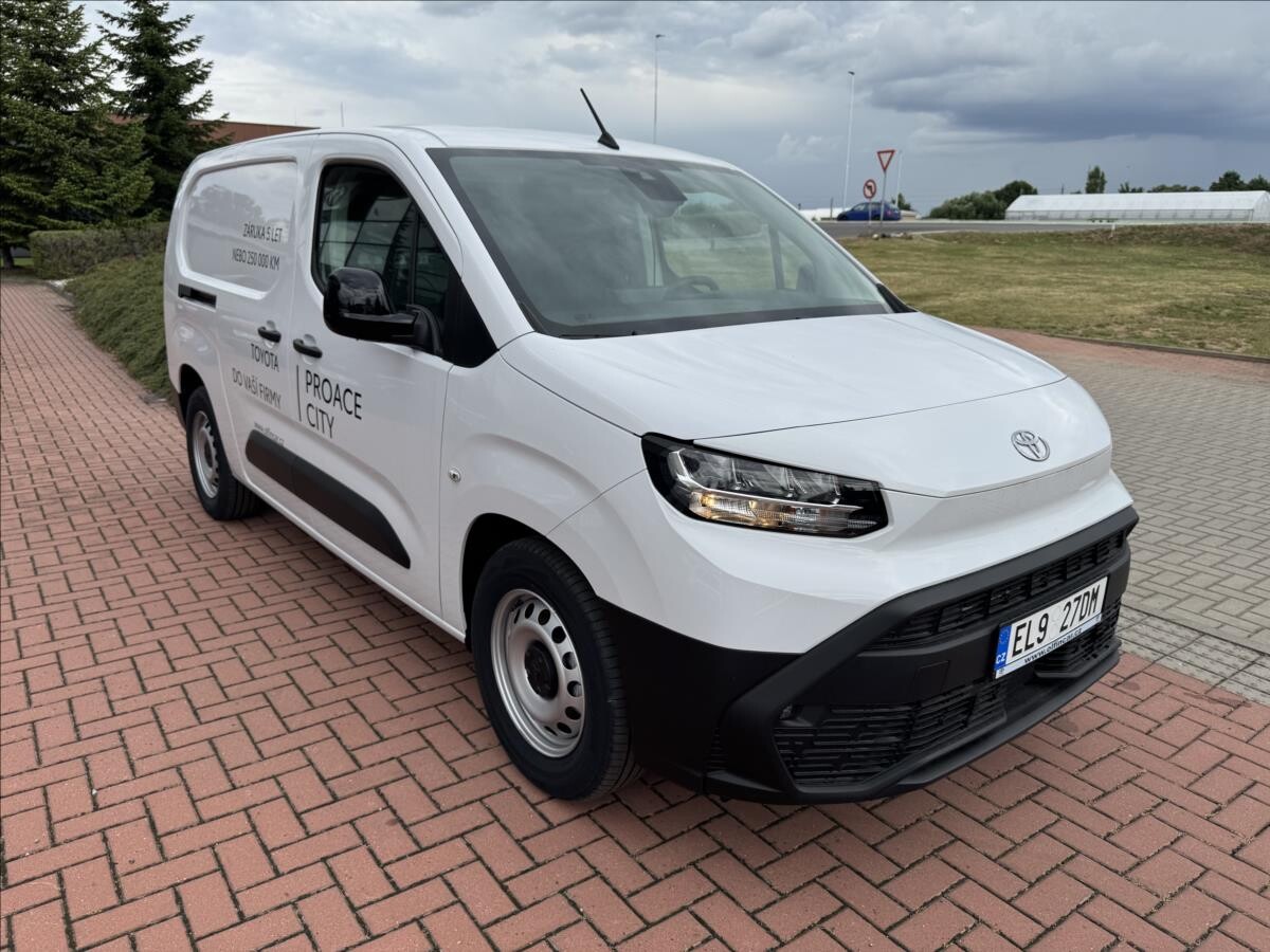 Toyota PROACE