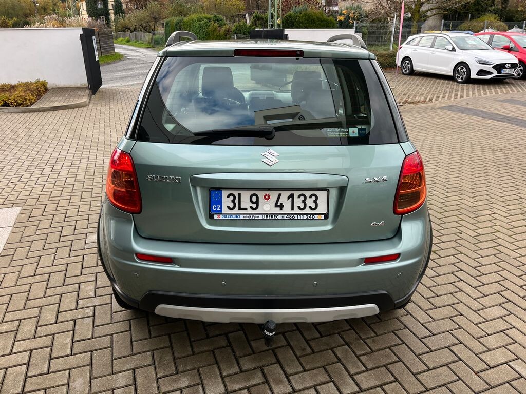 Suzuki SX4