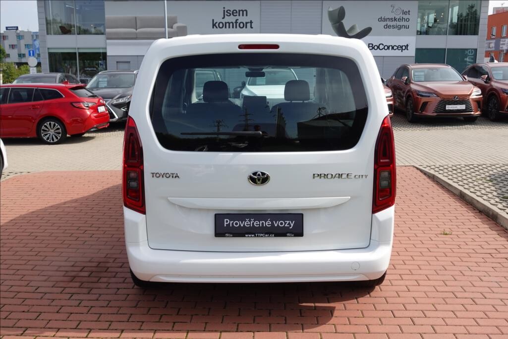 Toyota PROACE CITY VERSO