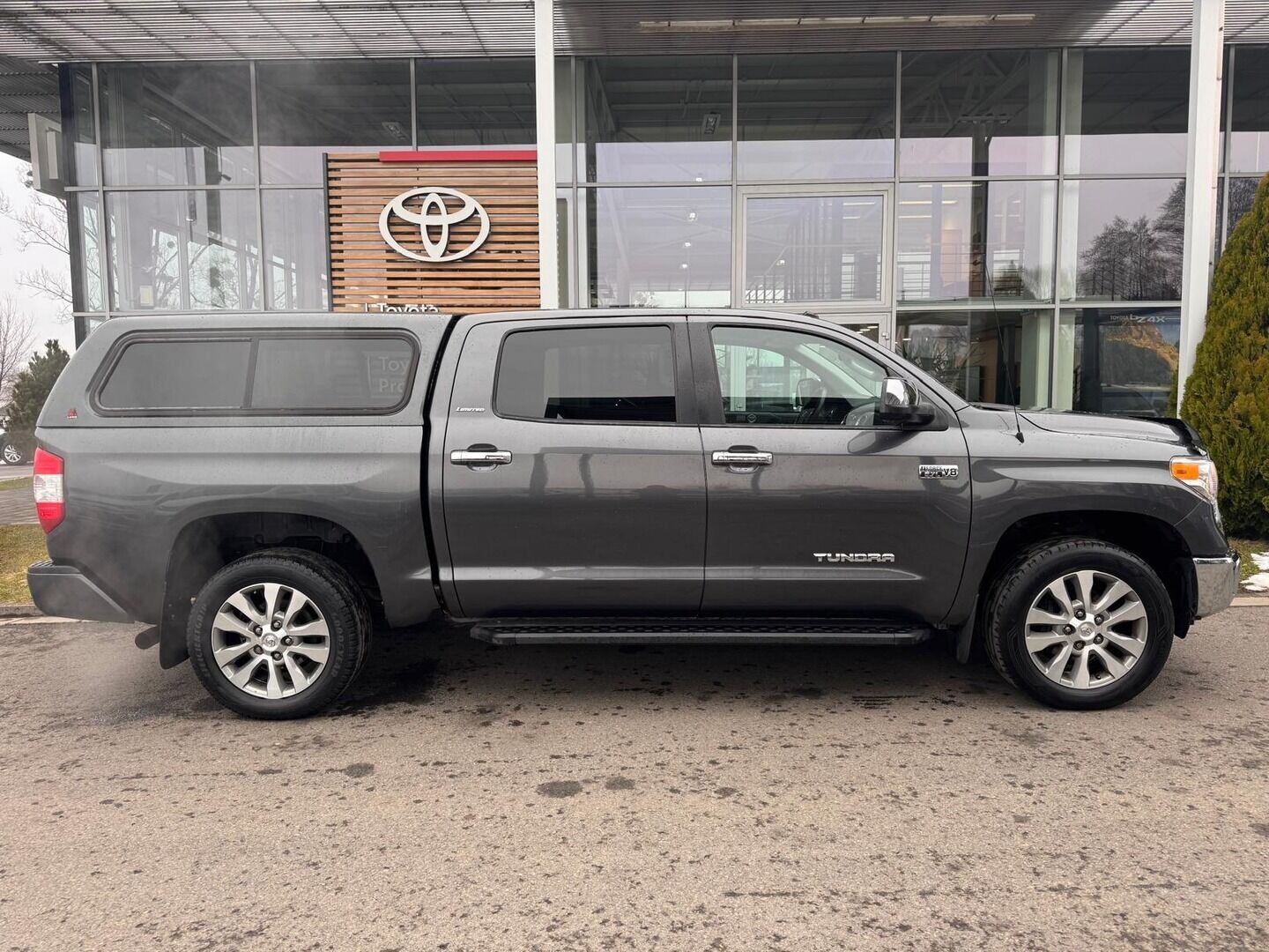 Toyota Tundra