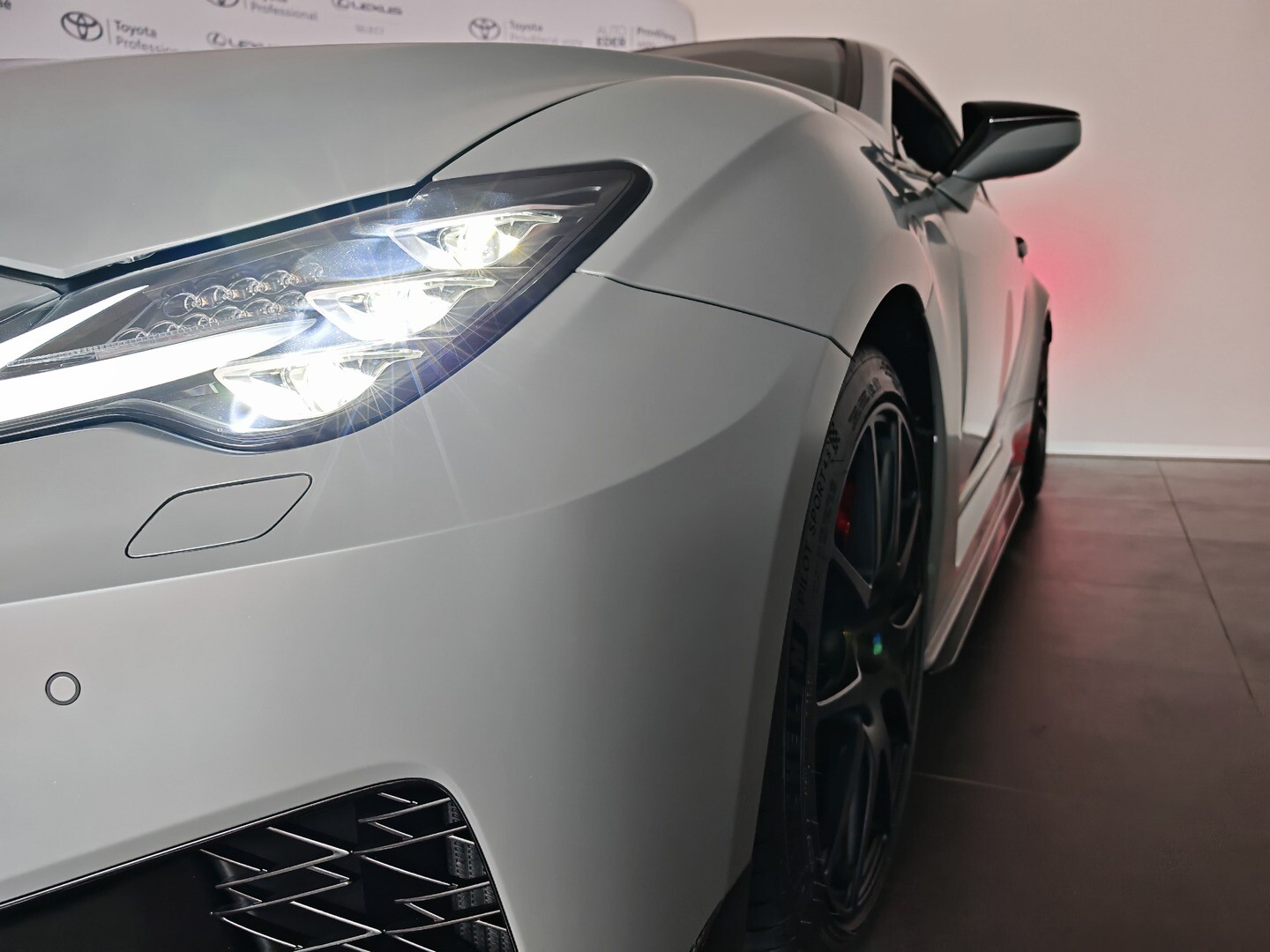 Lexus RC