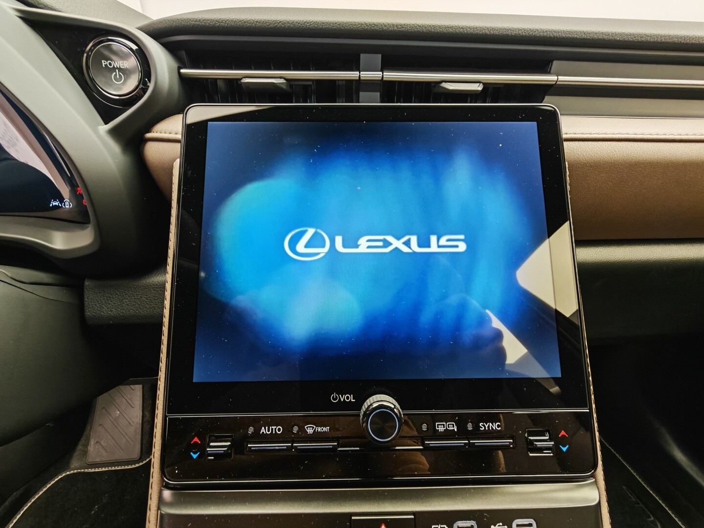 Lexus LBX