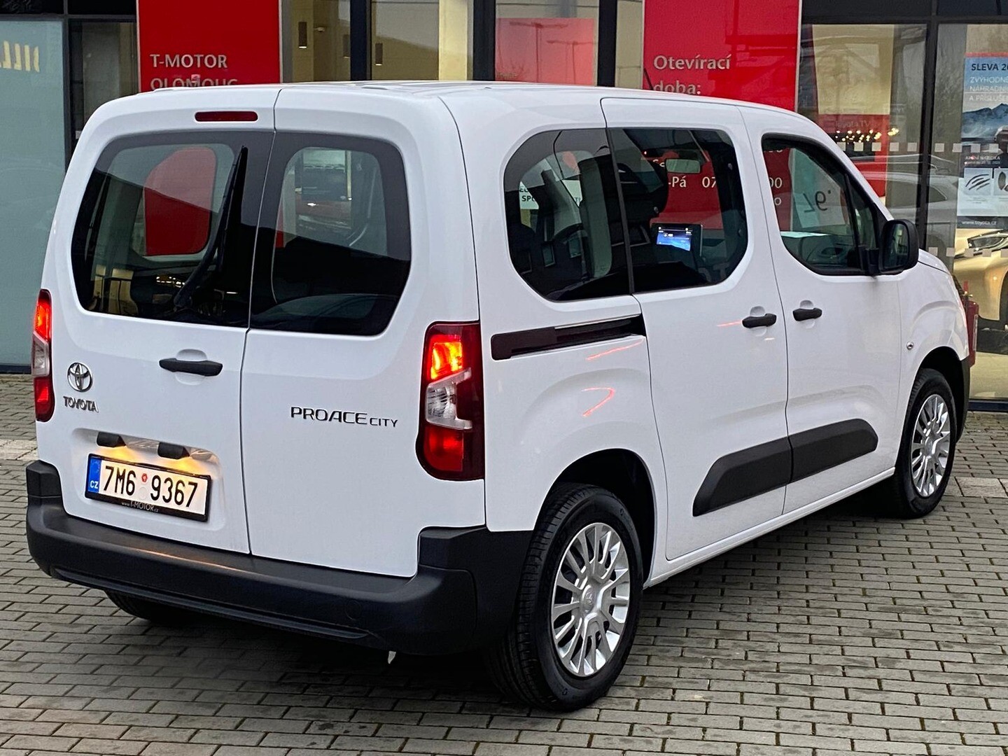 Toyota PROACE