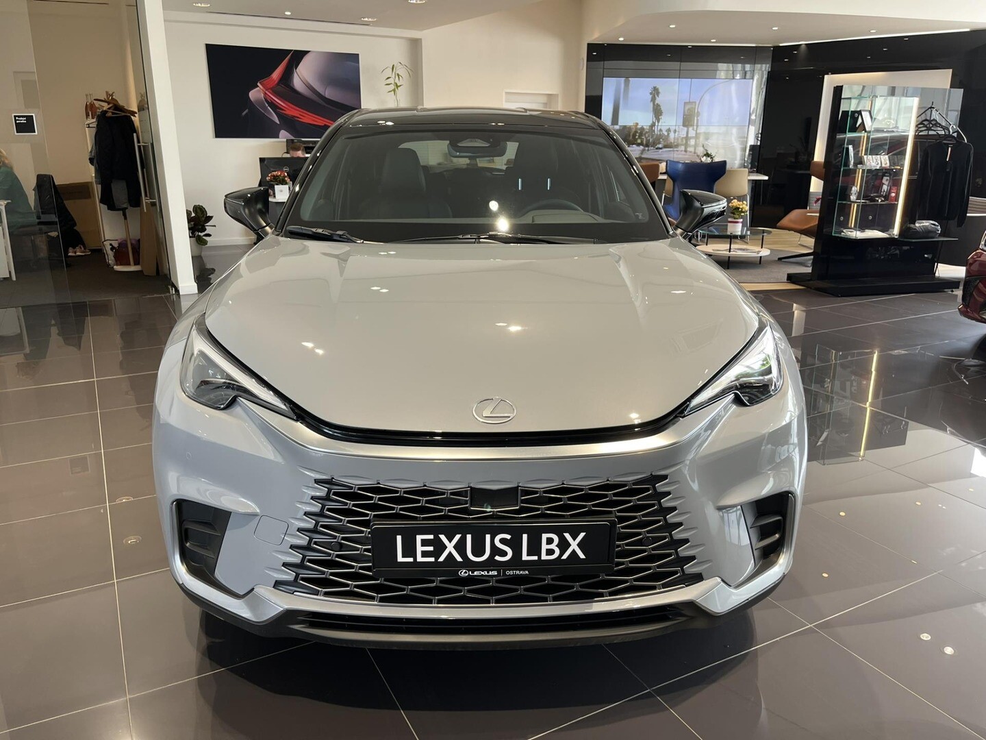 Lexus LBX