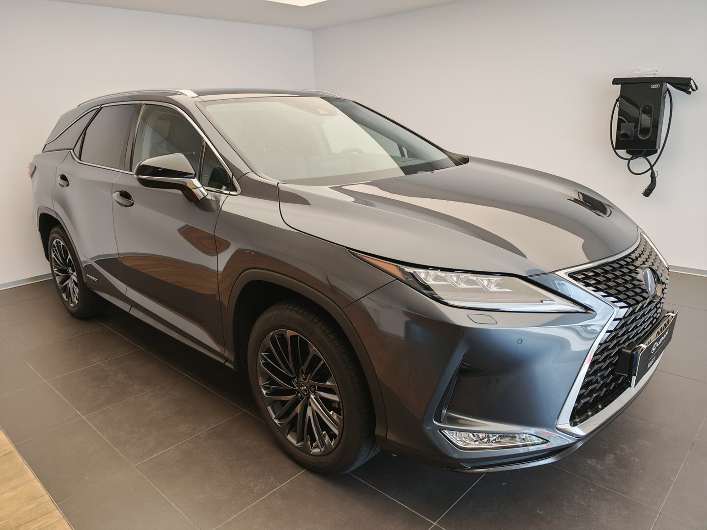 Lexus Další