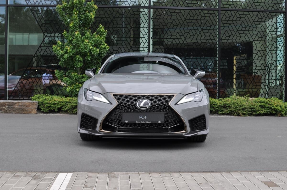 Lexus RC