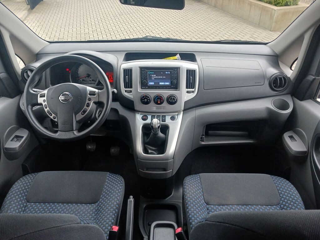 Nissan NV200