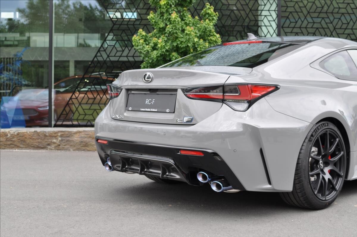 Lexus RC