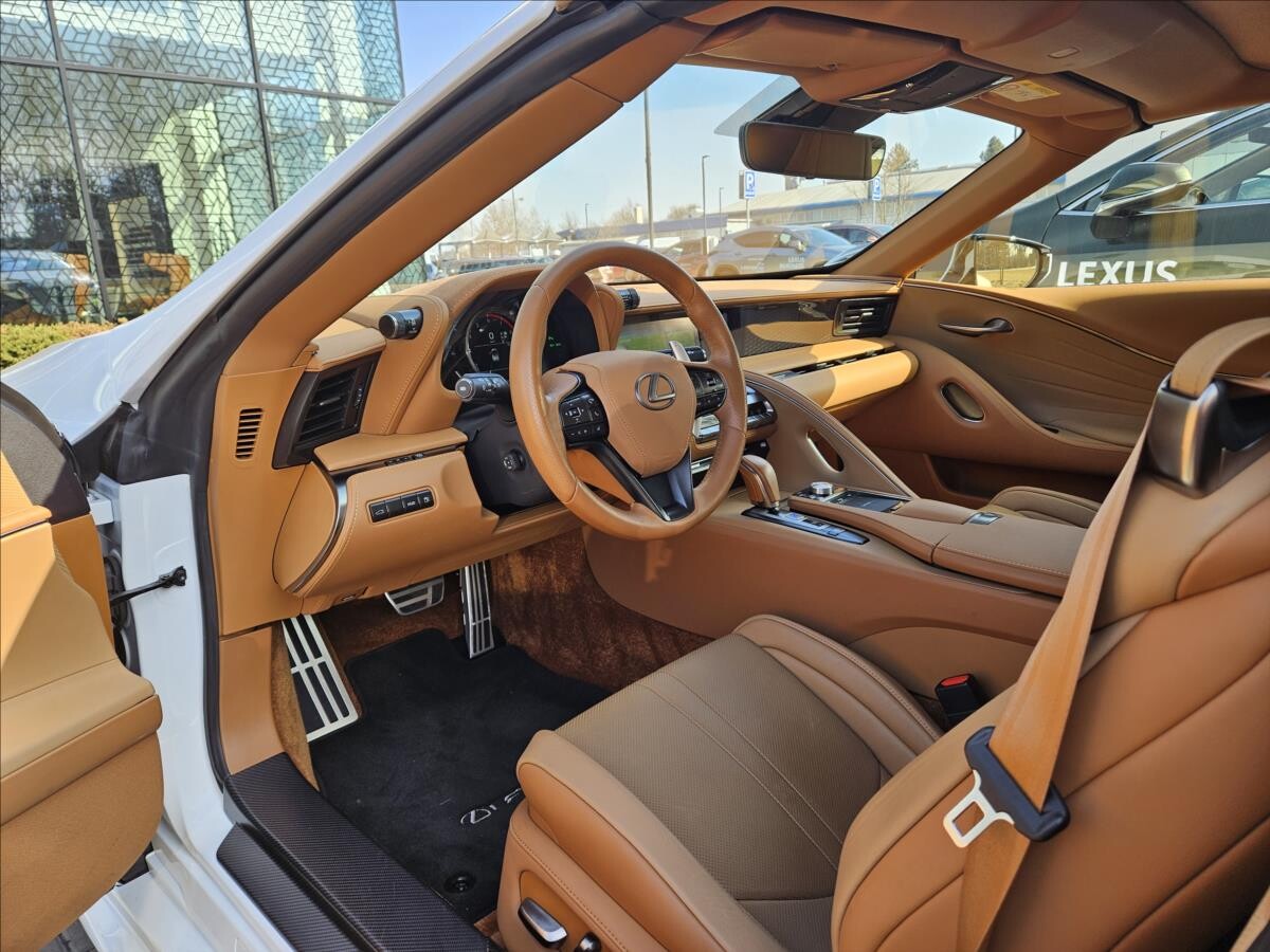 Lexus LC